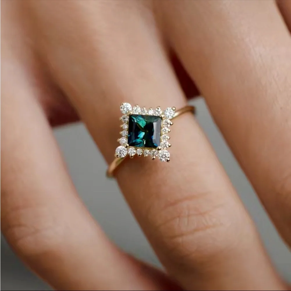 New 18K Gold Plated Dainty Promise  Square Shape Shiny Zircon Elegant Ring - Picture 7 of 7